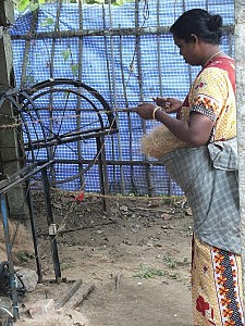 So werden Seile aus Kokosfasern gemacht