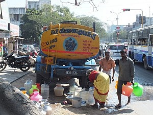 Auch auf Lastwägen findet man den Elefantengott Ganesha.