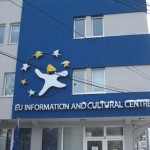 ebenso wie die EU