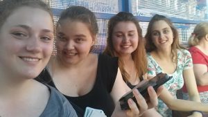 Zusammen mit Jasmin und Franziska in Gomel bei Lea