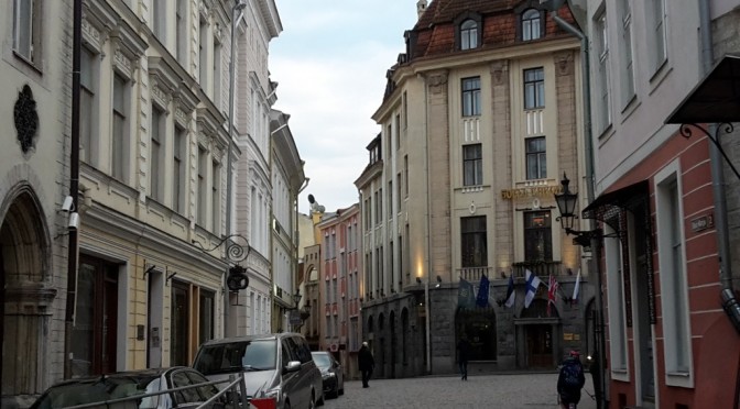 Grenzer, die Superman spielen – oder das Zwischenseminar