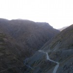 Serpentine auf dem Weg von Chorog nach Duschanbe