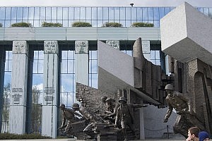 Beeindruckende Kriegsdenkmäler