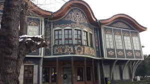 Das wunderschöne Gebäude, in dem sich das ethnografische Museum befindet