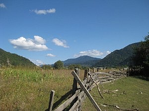 ein Plateau auf halber Höhe