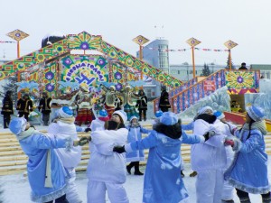 Tanzshow zum neuen Jahr in Ulan-Ude- die Schneeflocken