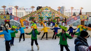 Tanzshow zum neuen Jahr in Ulan-Ude - -Im Dschungel