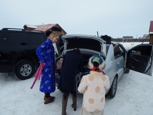 Schnell den viel zu engen Gürtel weg!