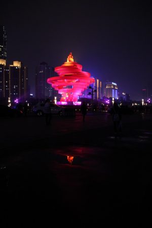 Qingdao bei Nacht