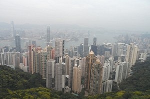 Wolkenkratzer wie Dominosteine