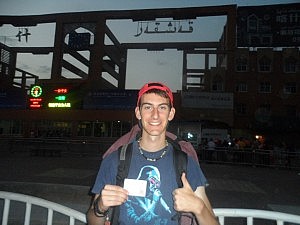 Am Bahnhof vor der großen Reise