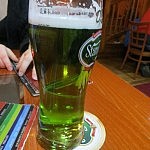 Brno: Grünes Bier am Gründonnerstag, wie es sich dort gehört!
