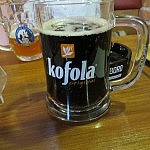 kofola: ein typisches Getränk aus Tschechien und der Slovakei. Schmeckt so ähnlich wie Cola, ich finde es sogar besser :)