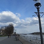 Spaziergang entlang der Donau.