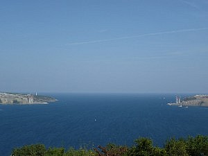 Links Europa, rechts Asien