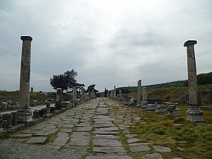 Hauptstraße zum Asklepieion