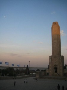 Monumento und Mond