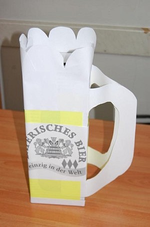 Die ziemlich geniale Bierkrug-Wahlurne