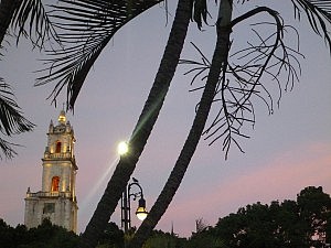 ...das Hostel direkt am Zocalo war ein Traum, mit frischen Früchten zum Frühstück!