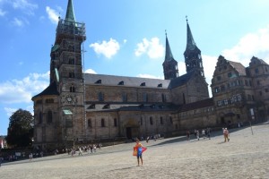 Ab in die Mongolei! - Vor dem Bamberger Dom