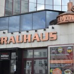 Im Brauhaus gibt es selbst gebrautes Bier nach dem Reinheitsgebot