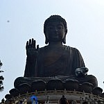 Die größte sitzende Buddha-Statue der Welt: Auf Lantau. Ich habe sie gesehen.