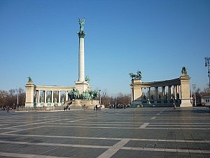 Am Budapester Heldenplatz