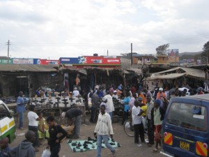Ngong Markt...hier gibts alles und vorallem Schuhe;-)