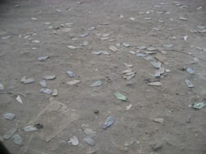 Mülleimer fehlen hier und es gibt kein Pfand....:-/