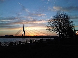 Sonnenuntergang über der Daugava