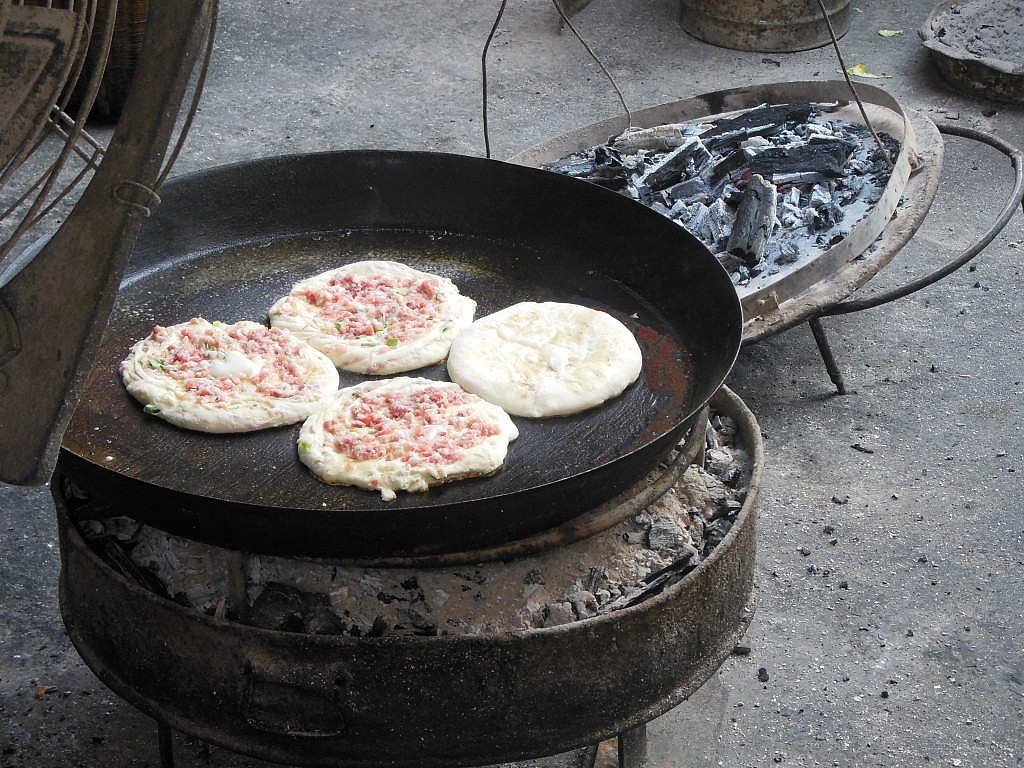 Pizza! Hab ich das erste Mal so in Dali gesehen.