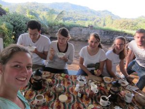 Lecker Frühstück mit tollem Ausblick