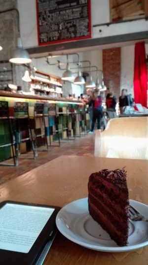 Schokoladenkuchen im Café F Hoone - sehr zu empfehlen!