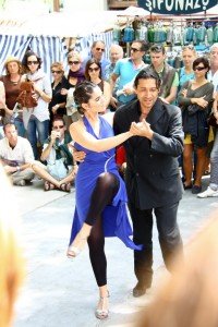 Eine Tango-Vorführung - auf dem zentralen Platz in San Telmo.