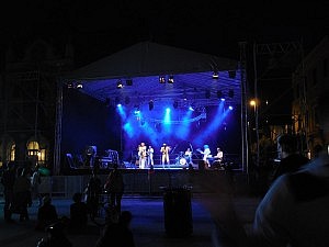 Konzert nach dem Basketballspiel